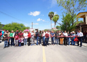Gobierno Municipal de Carmen Lilia Canturosas Transforma con Pavimentación Colonias de Nuevo Laredo