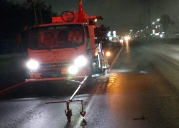 Con jornada nocturna el Gobierno de Reynosa da mantenimiento a señalización vial