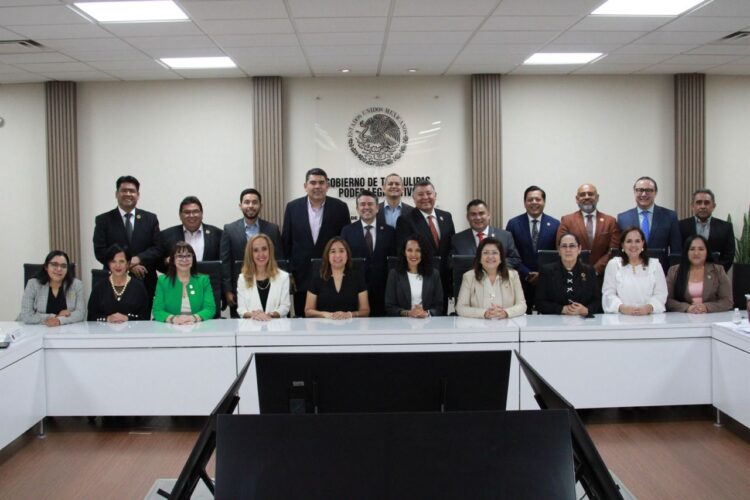 Analiza Congreso del Estado junto con el IETAM Iniciativa de reforma constitucional promovida por Américo Villarreal 