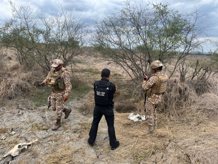 Tomas clandestinas son aseguradas por Guardia Estatal, Marina y Pemex en Altamira