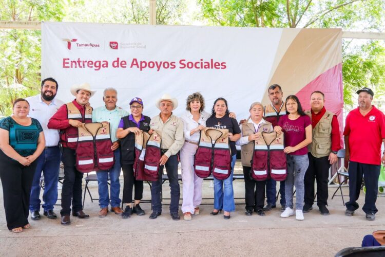 Entrega SEBIEN apoyos sociales en Güémez
