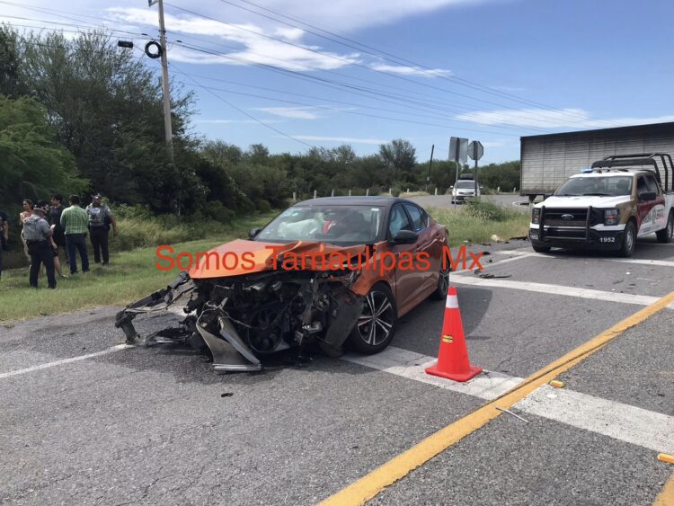 Veracruzano toma retorno, omite alto y causa fuerte choque con heridos en la Victoria a Matamoros