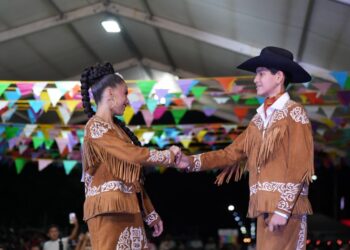 Zapatean el Huapango Huasteco 261 parejas: Secretaría de Turismo