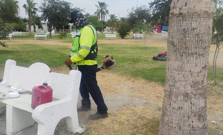 Avanza Reynosa con mantenimiento en plazas y vialidades
