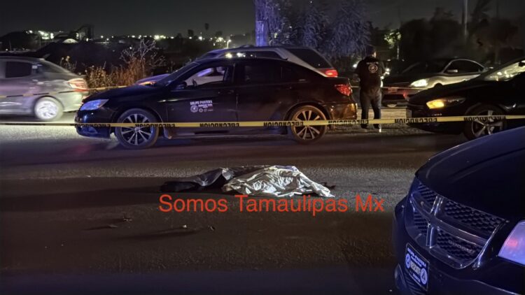 Hombre muere atropellado en Libramiento Monterrey por no cruzar por Puente Peatonal