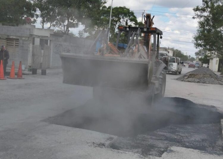 Reparó Servicios Públicos calles del fraccionamiento Balcones de Alcalá Sector II en Reynosa