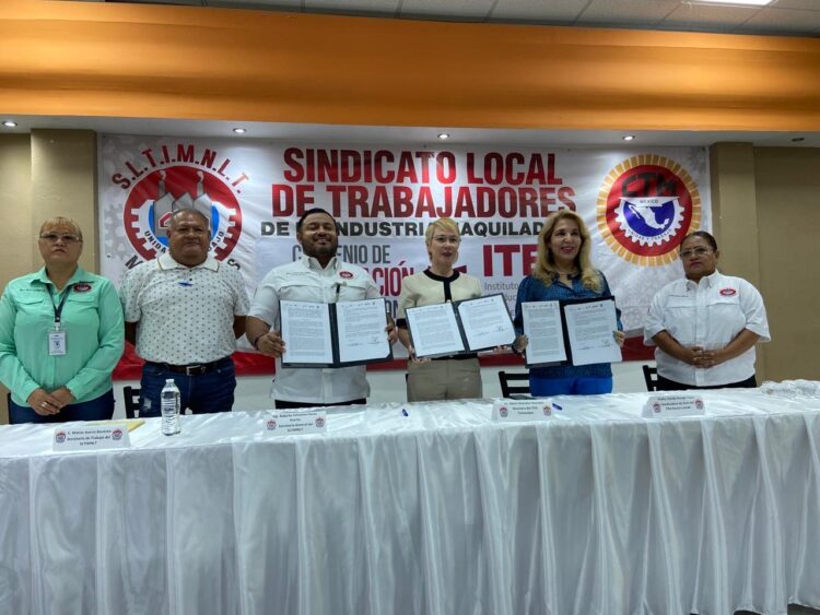 Acerca ITEA oportunidades educativas a trabajadores de maquiladoras y familias de Nuevo Laredo