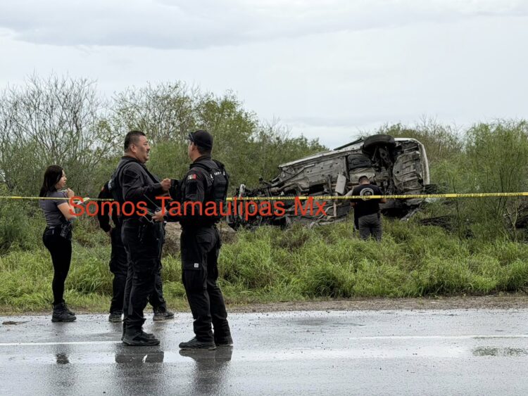 Muere policía de la GE en volcadura en la carretera Matamoros-Victoria